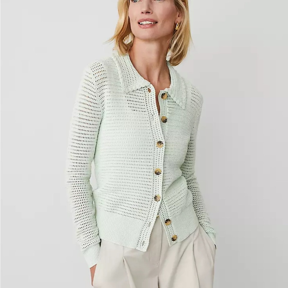 Like New Ann Taylor Seafoam Crochet Collar Cardigan Sweater
